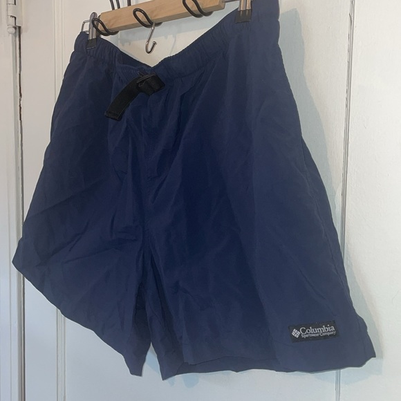 Columbia navy soft casual hiking style shorts with pockets - Picture 2 of 10